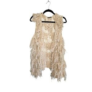 M L The Classic cream open weave‎ sleeveless boho sweater knit fringe vest